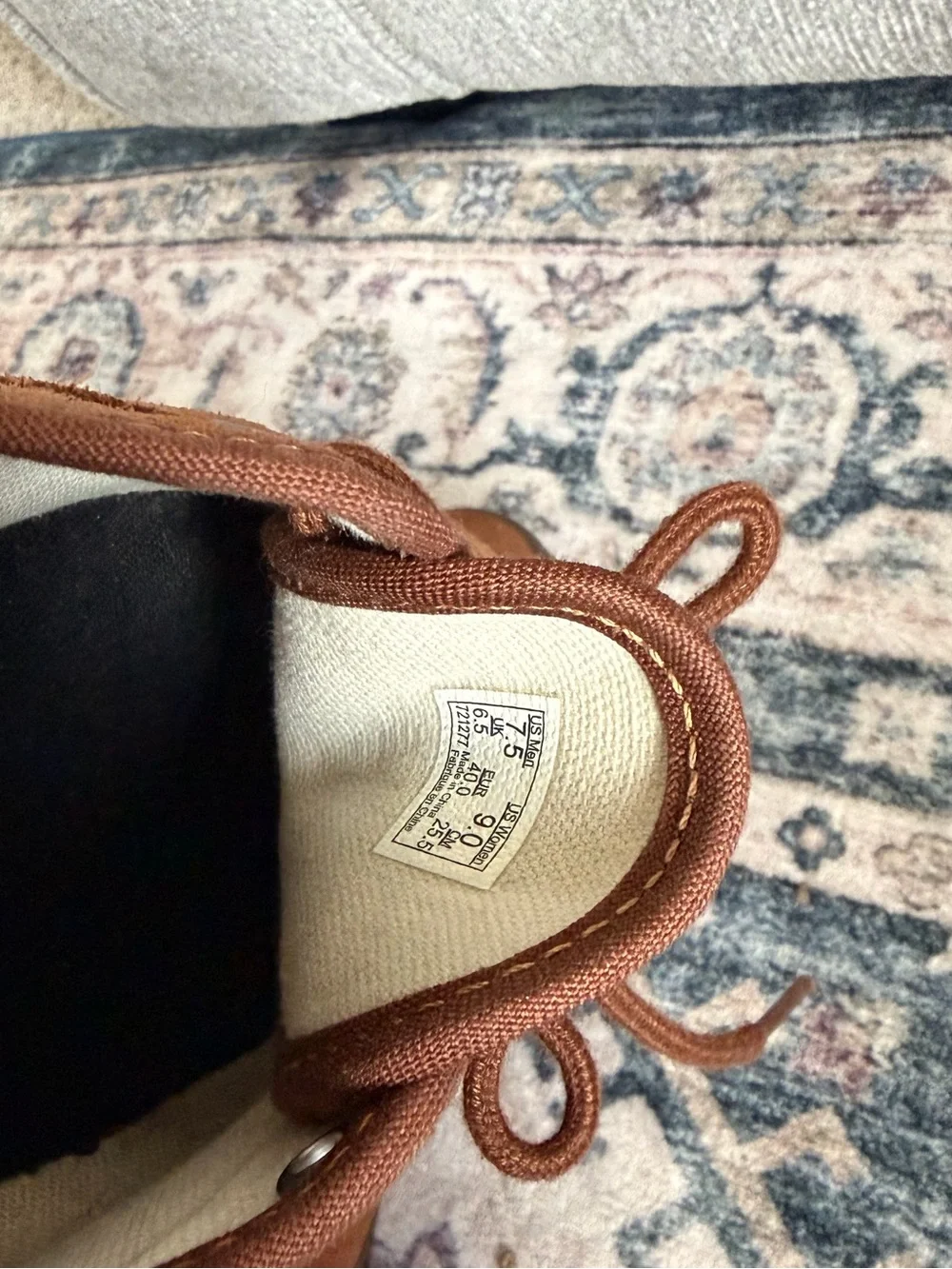 Vans Casual Suede Lace-Up Sneakers in Chestnut Brown